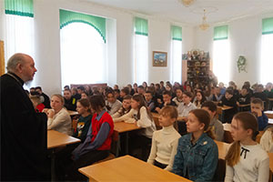 Беседа «О труде и вреде безделья» в Воскресной школе храма святых апостолов Петра и Павла в г. Березе