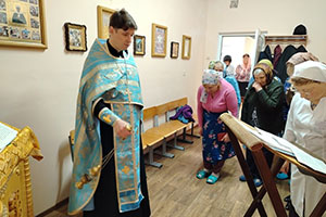 Молебен с акафистом иконе Божией Матери «Всецарица» в часовне в честь святой равноапостольной Марии Магдалины